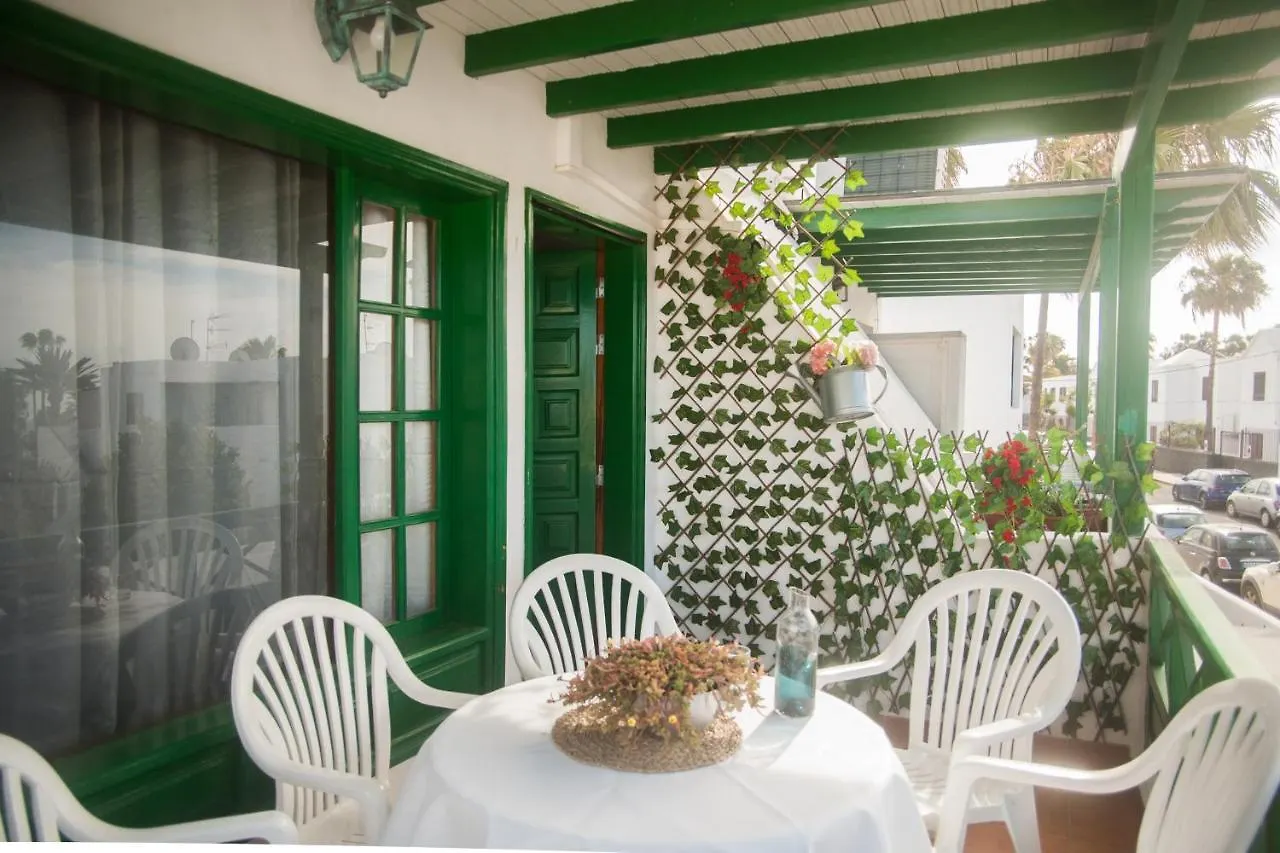 Apartamentos Thaisay Malibu Tías