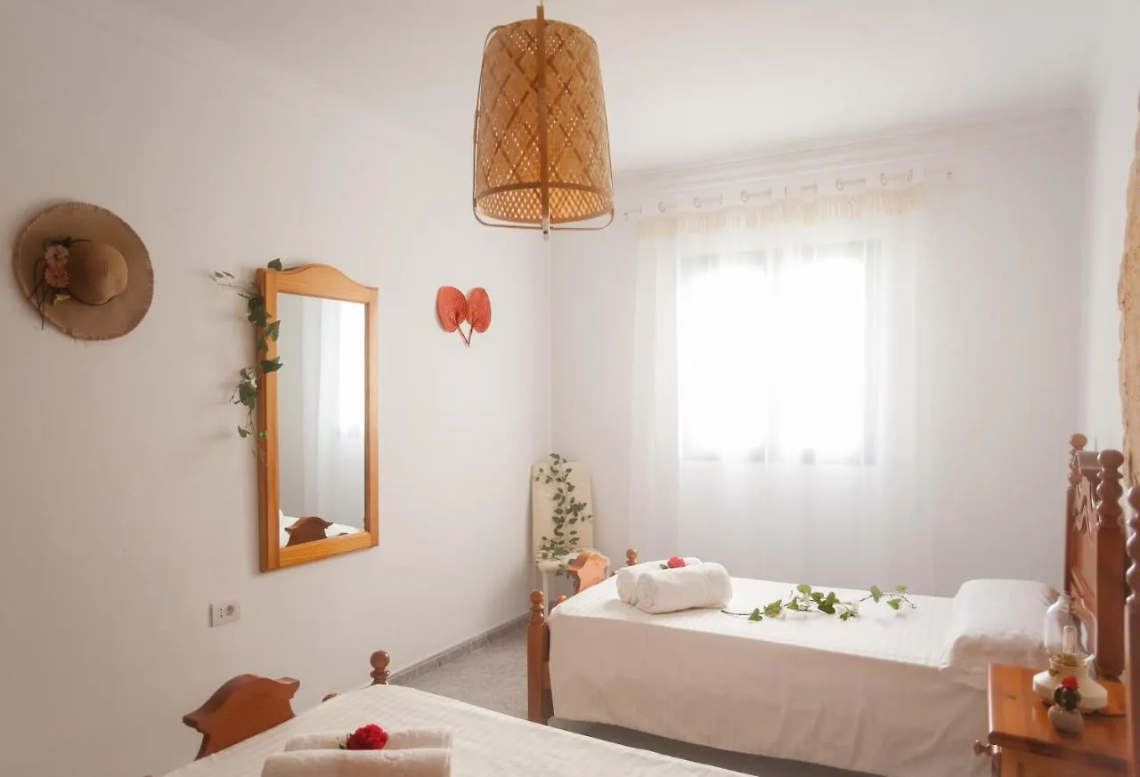 Apartamentos Thaisay Malibu Tías