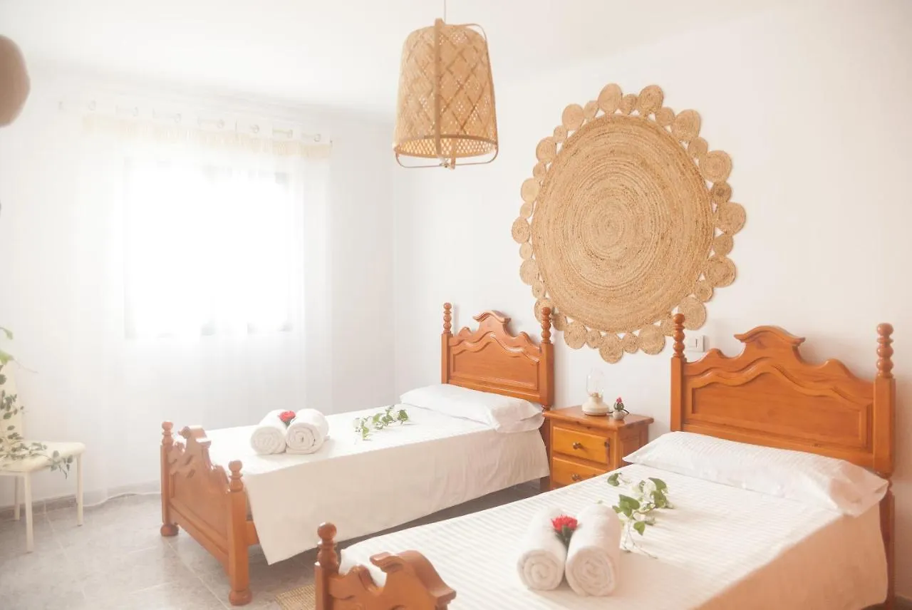 Apartamentos Thaisay Malibu Tías